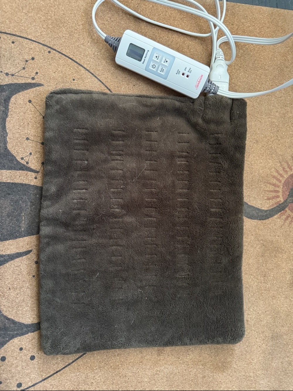 Electric Heating Pad with Controller - Dark Brown